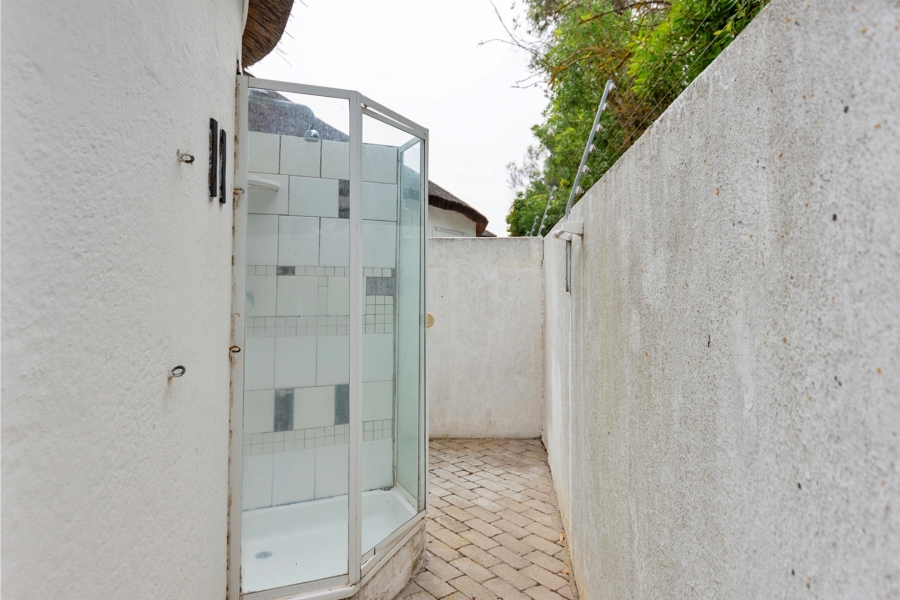 2 Bedroom Property for Sale in Dwarskersbos Western Cape